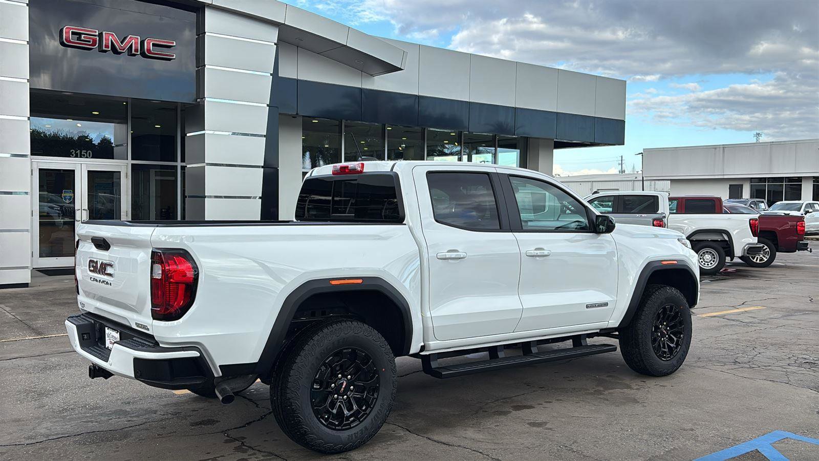 New 2026 GMC Canyon Elevation w/ Convenience Package RWD image 8