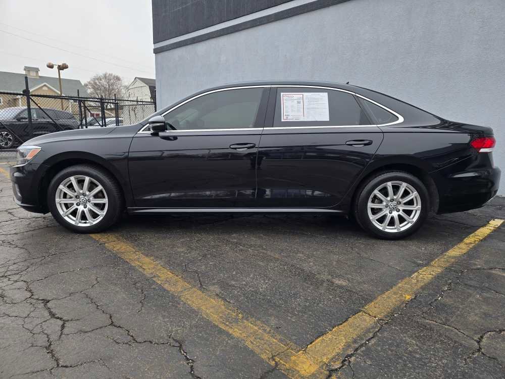 Used 2022 Volkswagen Passat 2.0T SE image 9