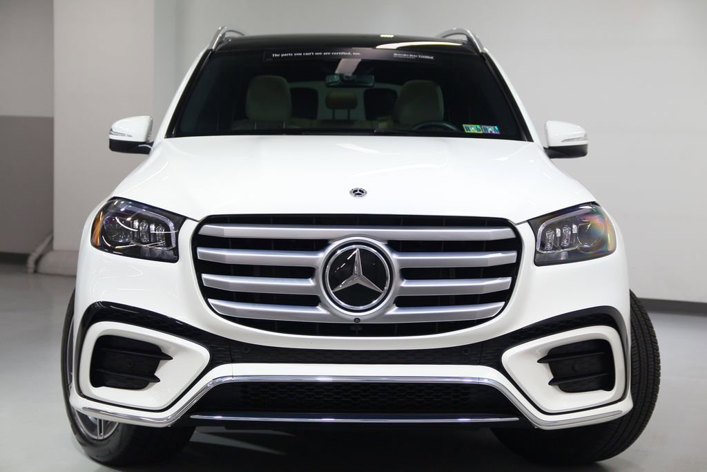 Used 2024 Mercedes-Benz GLS 450 4MATIC image 8