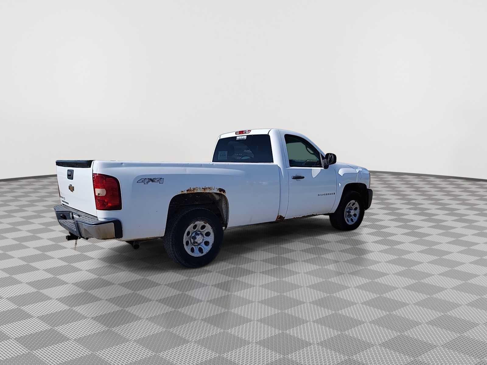 Used 2007 Chevrolet Silverado 1500 W/T AWD/4WD image 8