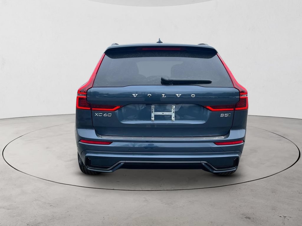 New 2026 Volvo XC60 B5 Plus w/ Protection Package Premier AWD/4WD image 4