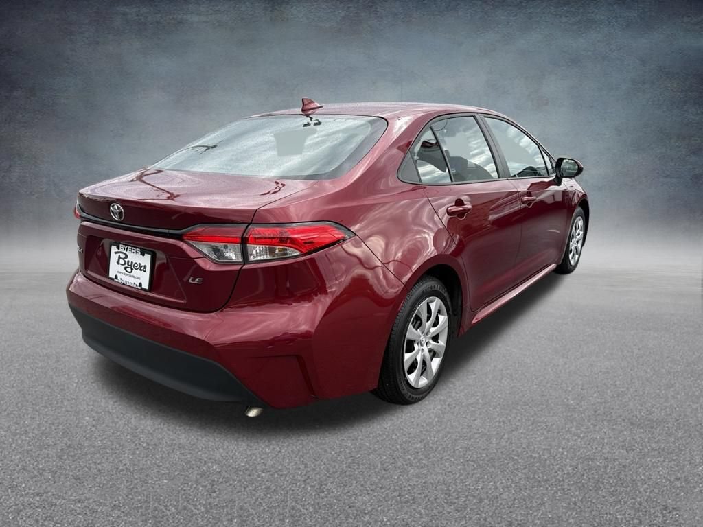 Used 2025 Toyota Corolla LE FWD image 4