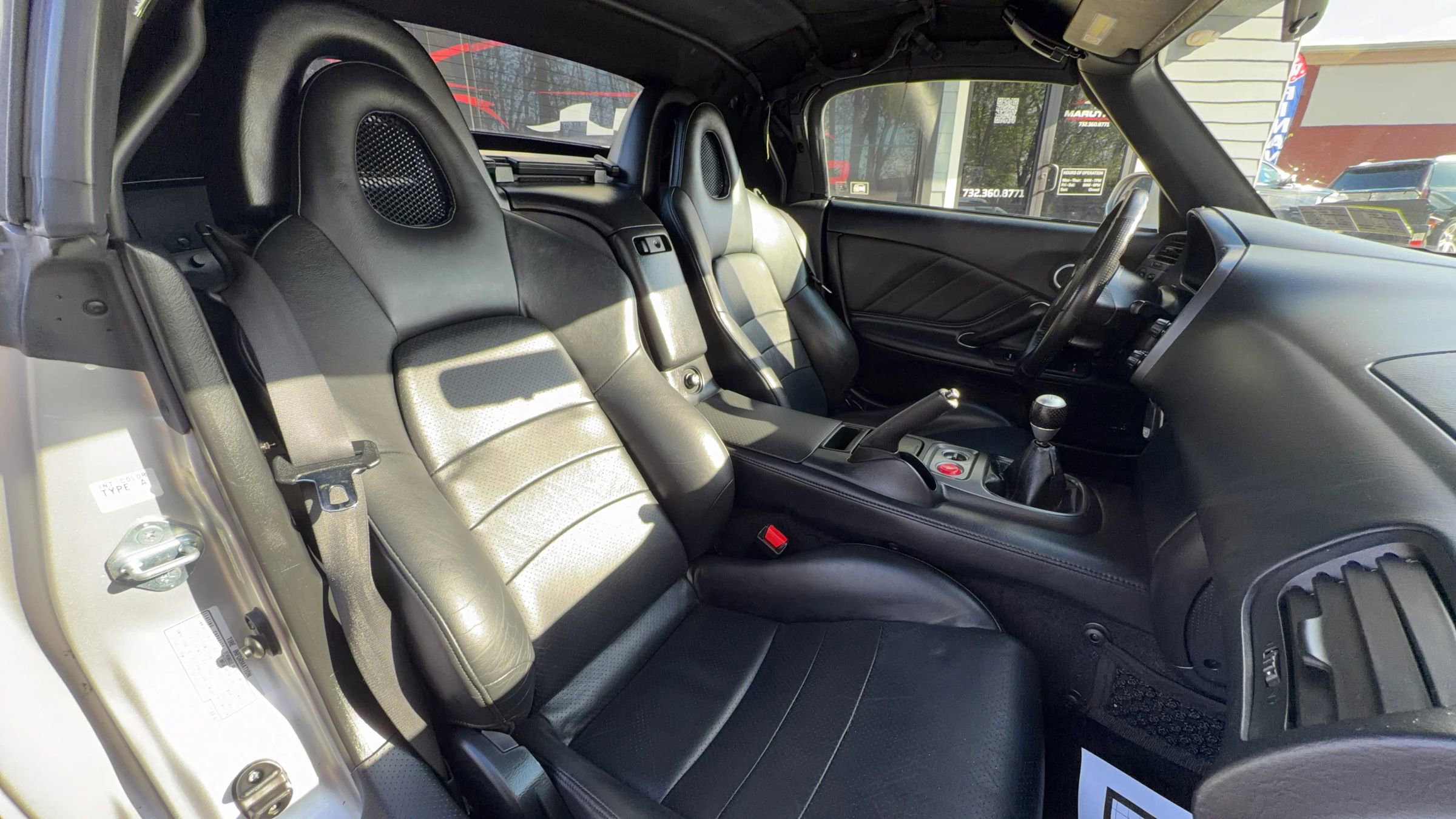 Used 2002 Honda S2000 image 18