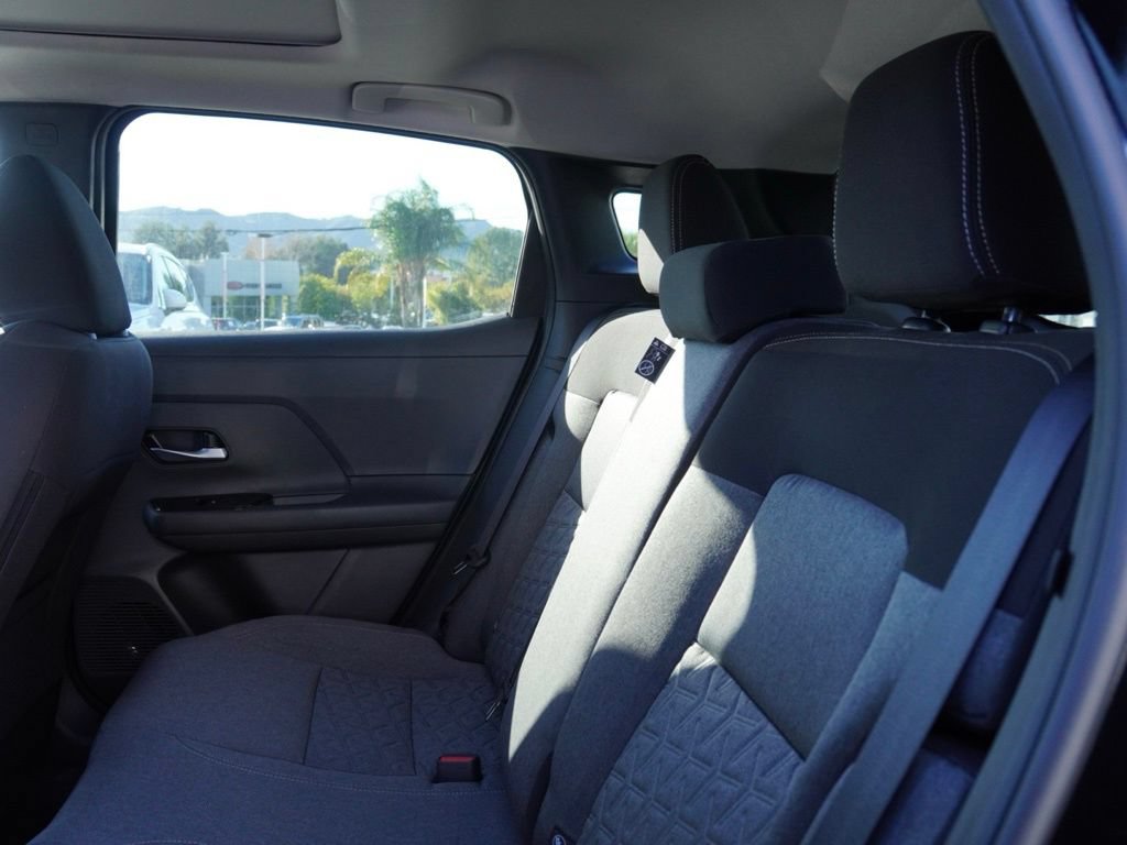 New 2026 Nissan Kicks SV w/ SV Premium Package FWD image 18