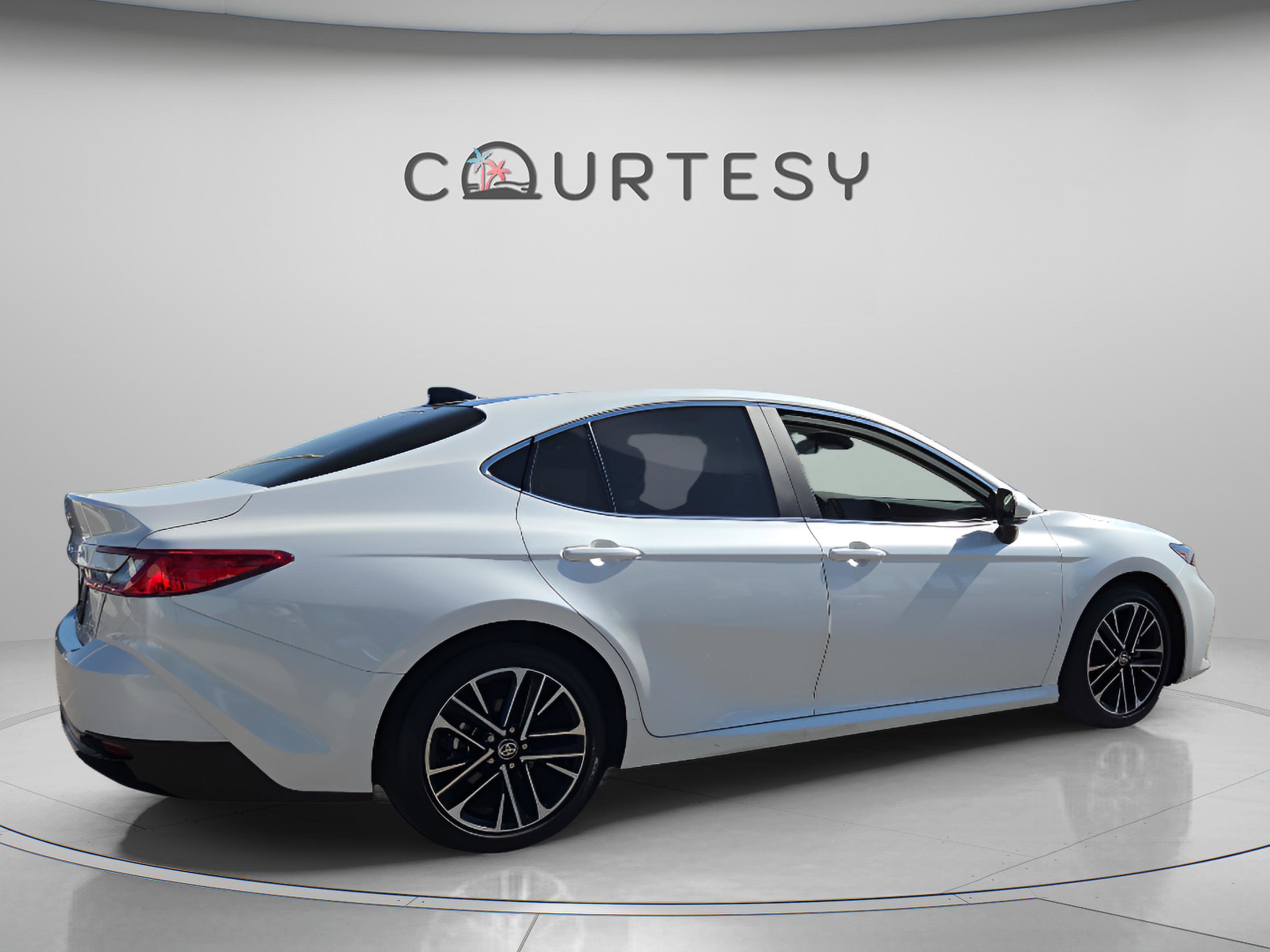 Certified 2025 Toyota Camry XLE image 5