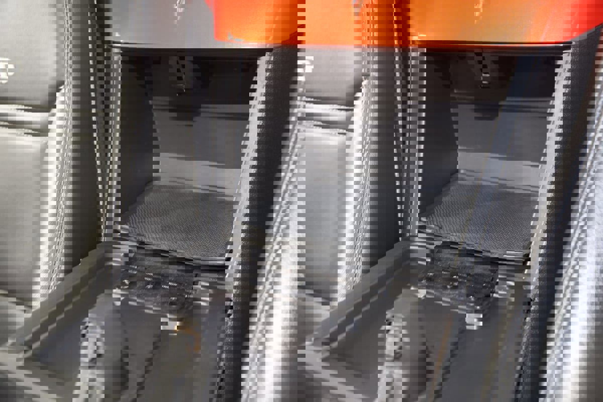 Used 2008 Pontiac Solstice GXP w/ Premium Package image 27