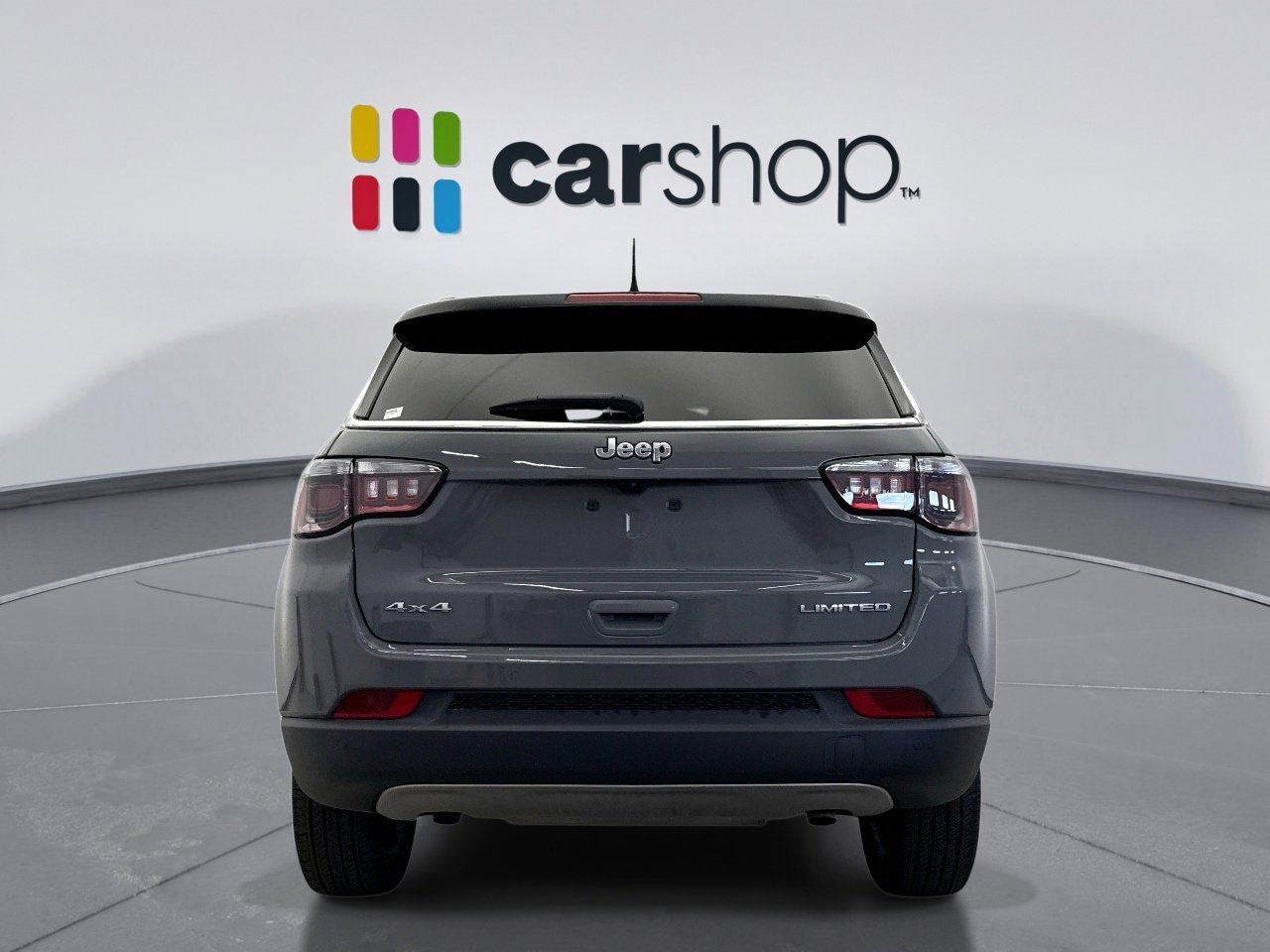 Used 2024 Jeep Compass Limited image 4