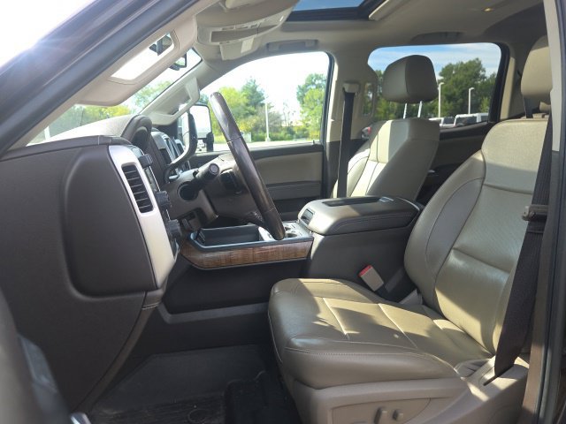 Used 2019 GMC Sierra 2500 SLT w/ Duramax Plus Package AWD/4WD image 23