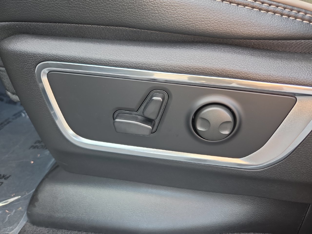 New 2026 RAM 1500 Laramie w/ Night Edition AWD/4WD image 5