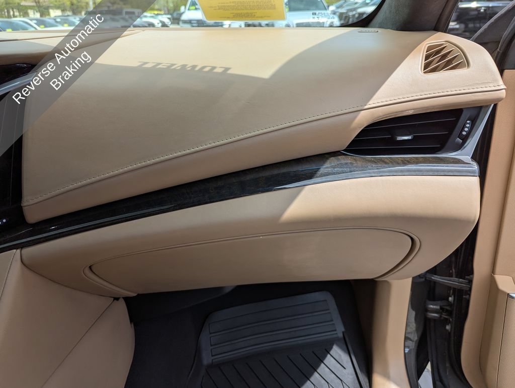 Used 2020 Cadillac Escalade Platinum AWD/4WD image 40