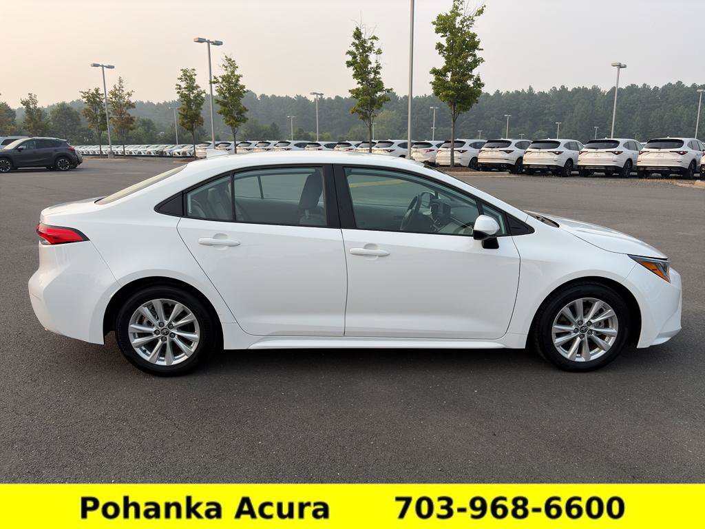 Used 2025 Toyota Corolla LE w/ LE Premium Package FWD image 8
