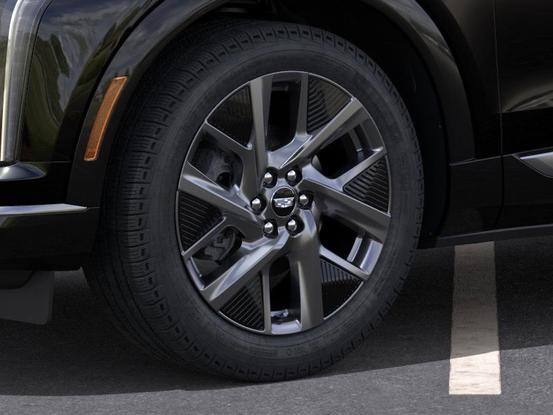 New 2026 Cadillac Optiq Luxury 2 image 9