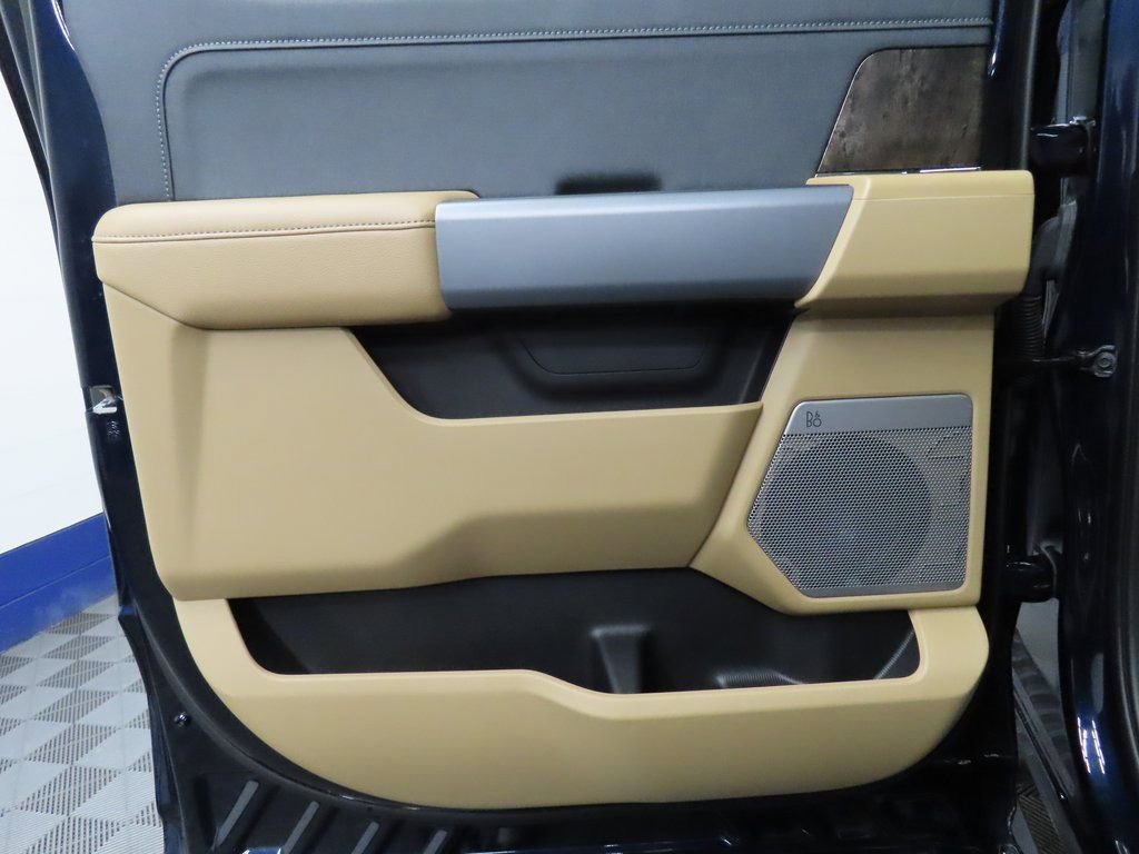 Used 2024 Ford F250 Lariat w/ Black Appearance Package AWD/4WD image 55