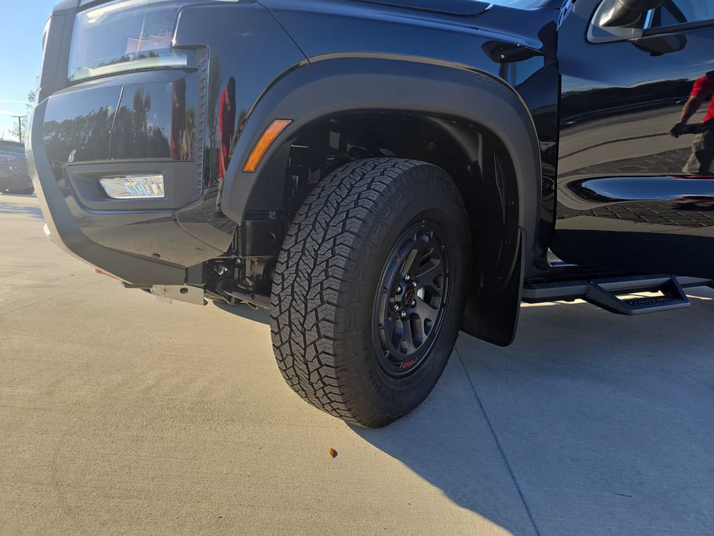 New 2026 Nissan Frontier PRO-4X w/ Tow Package AWD/4WD image 33