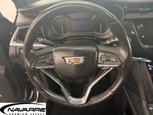 Used 2023 Cadillac XT6 Premium Luxury image 17