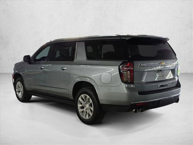 Used 2023 Chevrolet Suburban Premier RWD image 7