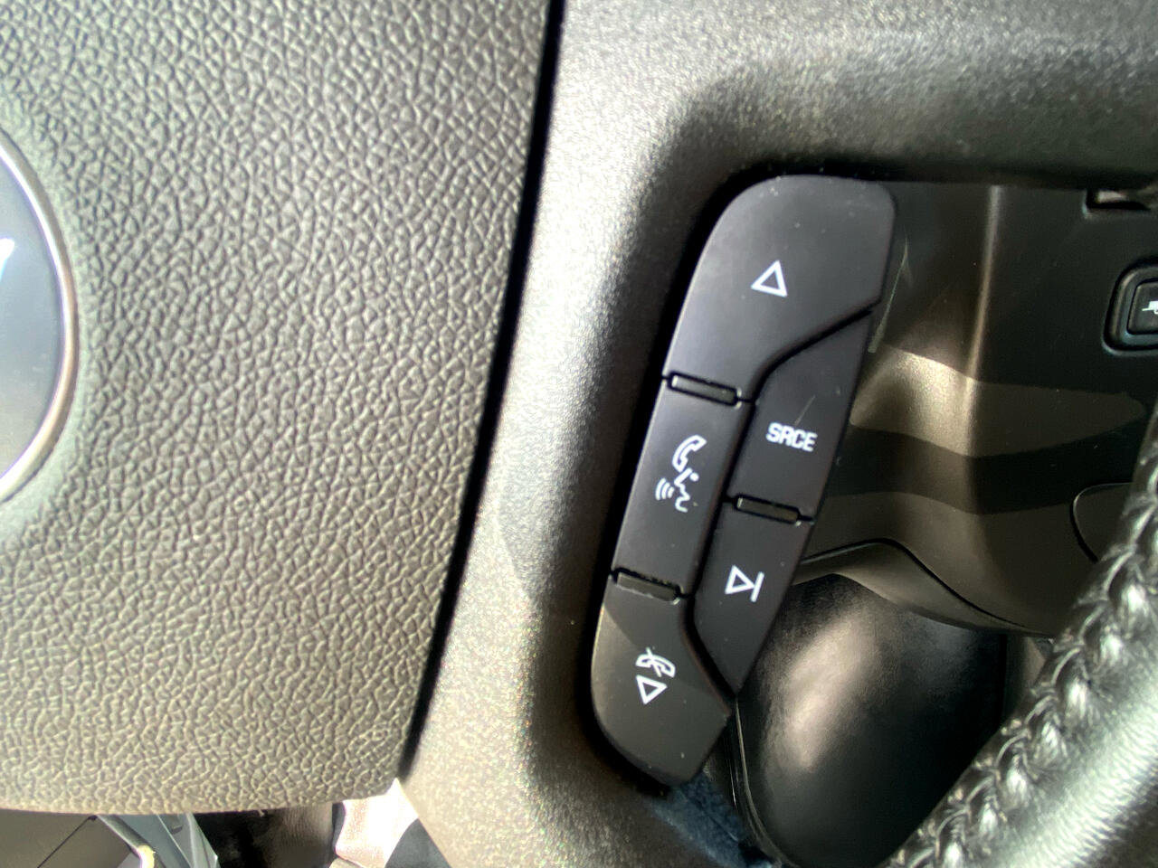 Used 2021 Chevrolet Express 2500 w/ Driver Convenience Package image 24