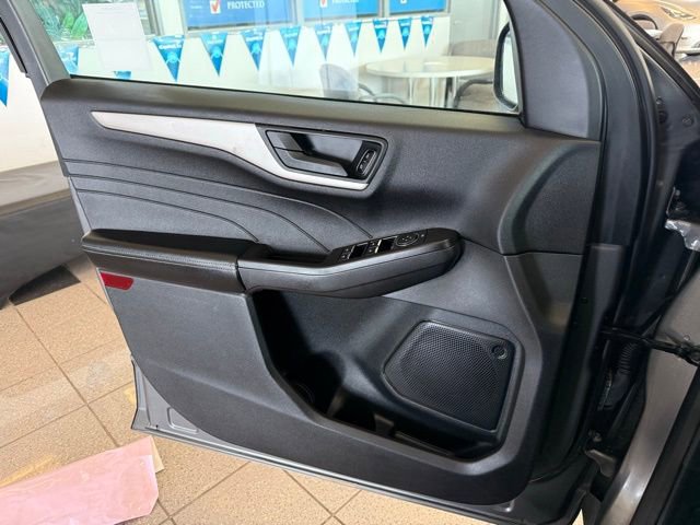 Used 2021 Ford Escape S image 20