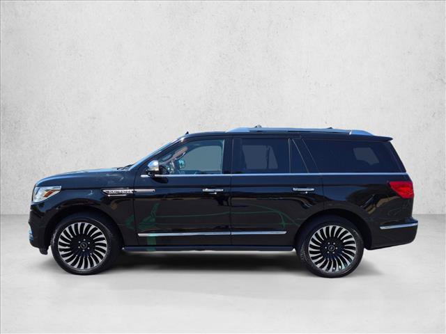 Used 2018 Lincoln Navigator Black Label w/ Cargo Package AWD/4WD image 9