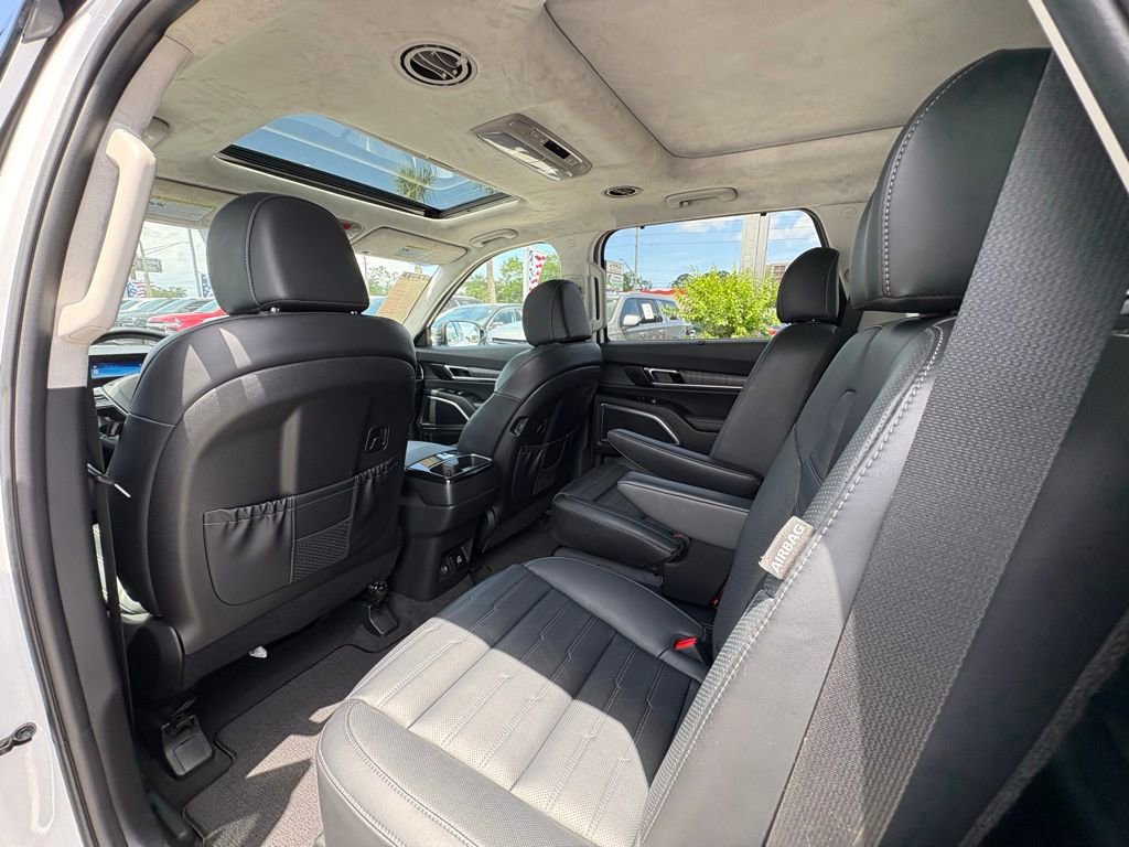 Used 2024 Kia Telluride SX Prestige AWD/4WD image 15