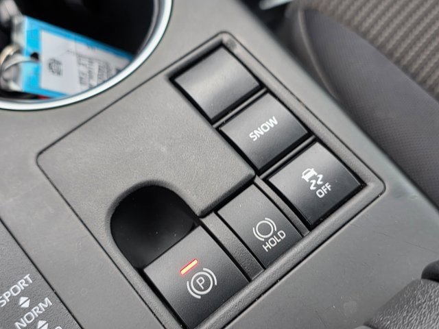 Used 2024 Toyota Highlander LE image 36