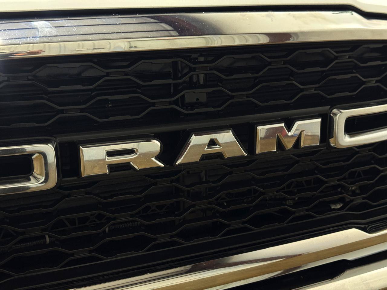 Used 2021 RAM 3500 Tradesman w/ Chrome Appearance Group AWD/4WD image 46
