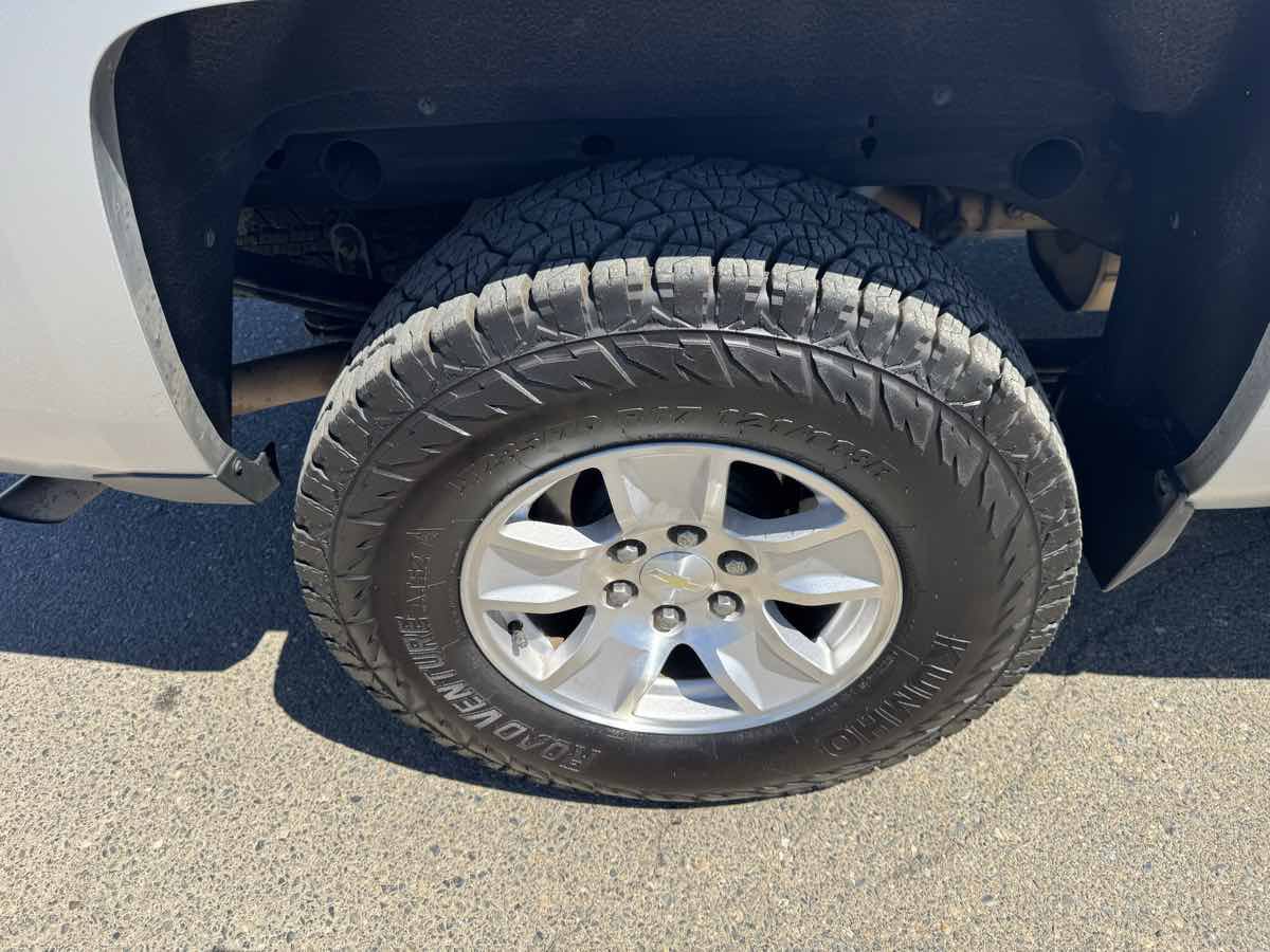 Used 2016 Chevrolet Silverado 1500 LT w/ LT Eassist Package RWD image 33