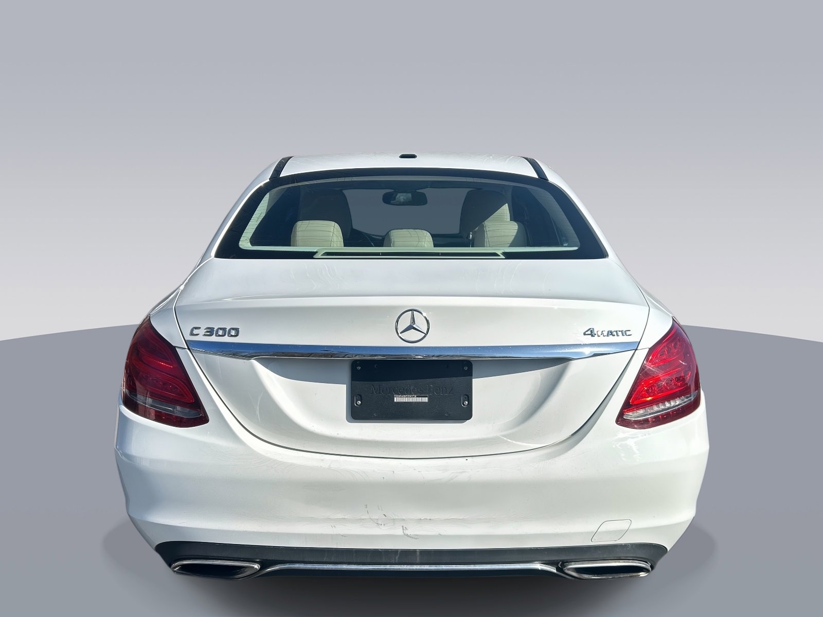 Used 2015 Mercedes-Benz C 300 4MATIC Sedan image 4
