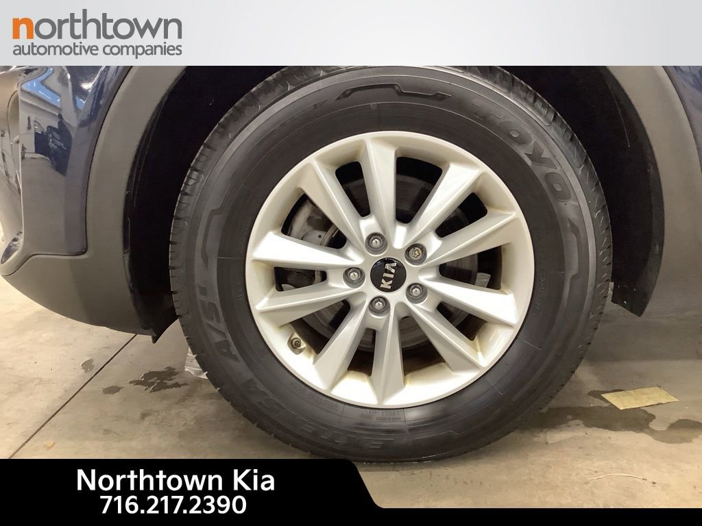 Used 2019 Kia Sorento FWD image 23