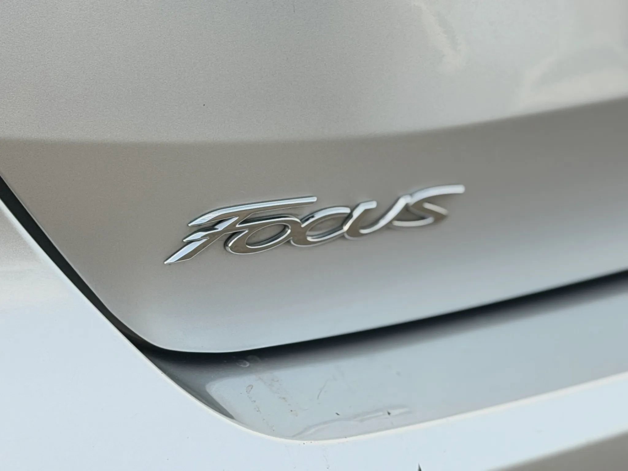 Used 2015 Ford Focus Titanium image 11