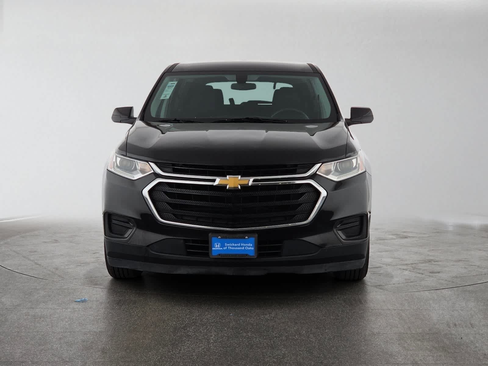 Used 2021 Chevrolet Traverse LS w/ LPO, Cargo Package FWD image 8