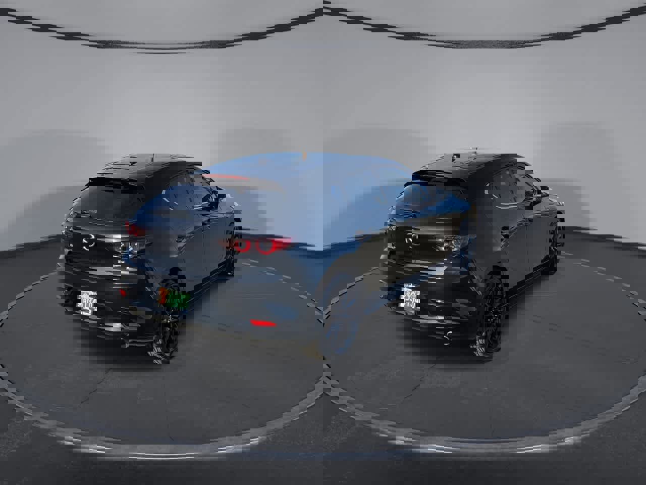 Used 2019 MAZDA MAZDA3 Hatchback w/ Premium Package image 8