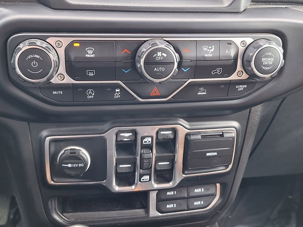 Used 2021 Jeep Gladiator Overland w/ Popular Equipment Package AWD/4WD image 22