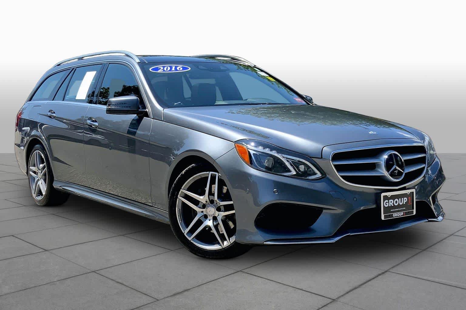 Used 2016 Mercedes-Benz E 350 4MATIC Wagon image 3
