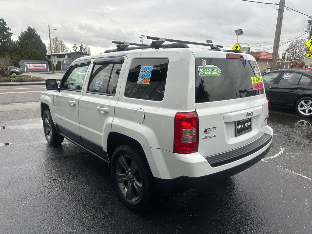 Used 2015 Jeep Patriot High Altitude AWD/4WD image 8