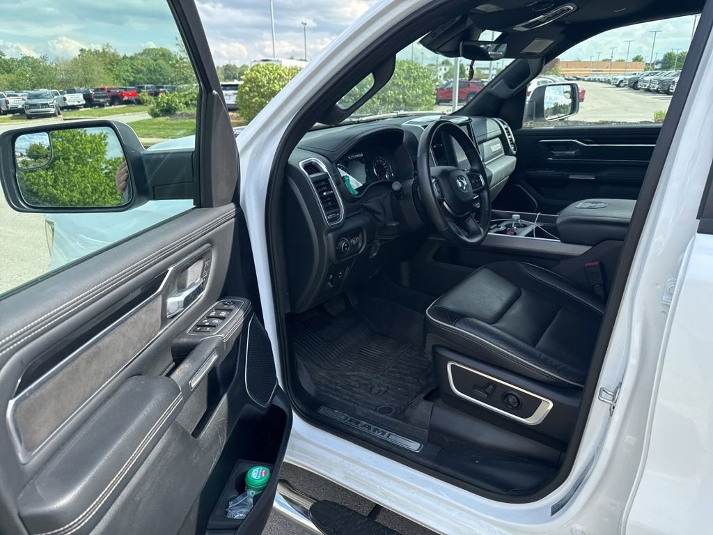 Used 2021 RAM 1500 Laramie w/ Sport Appearance Package AWD/4WD image 5