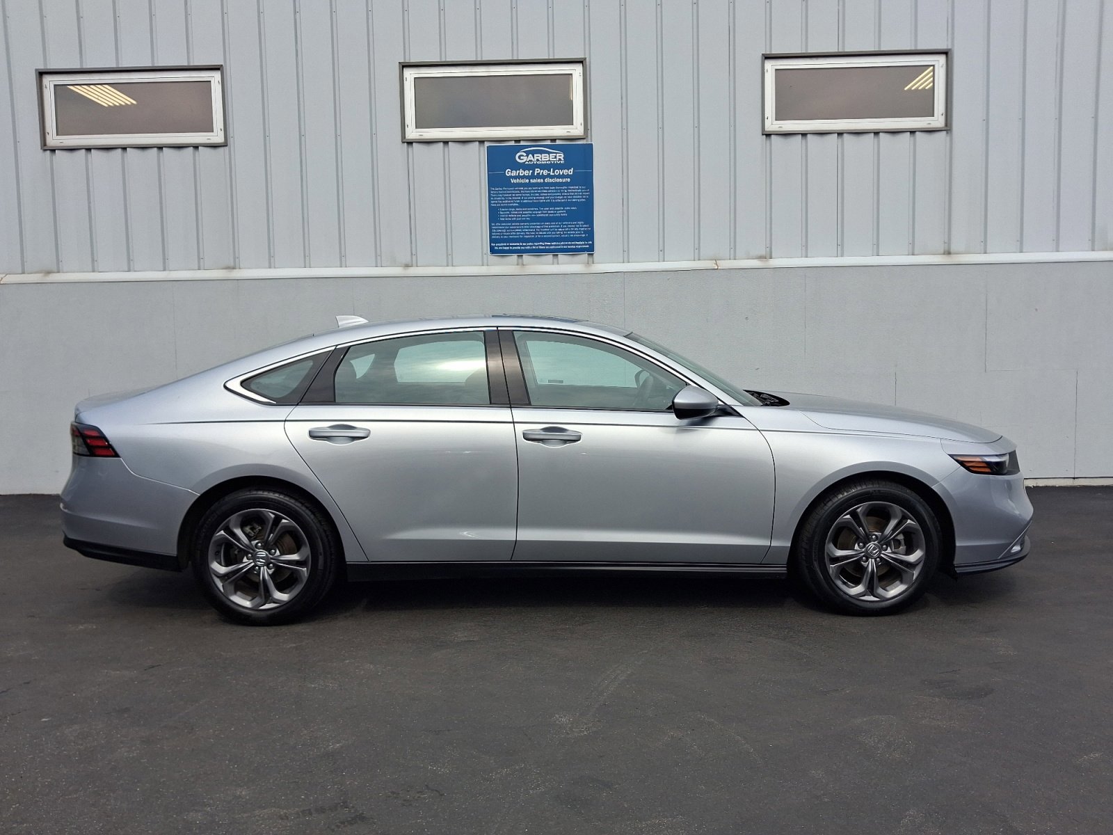 Used 2024 Honda Accord EX image 9