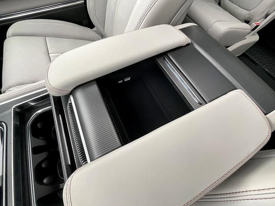 New 2026 Jeep Grand Wagoneer L Summit image 31