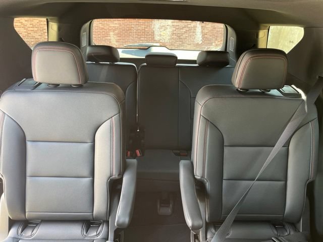 New 2026 Chevrolet Traverse Z71 w/ Driver Confidence Package AWD/4WD image 21