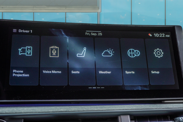 New 2027 Hyundai Santa Fe Limited FWD image 33