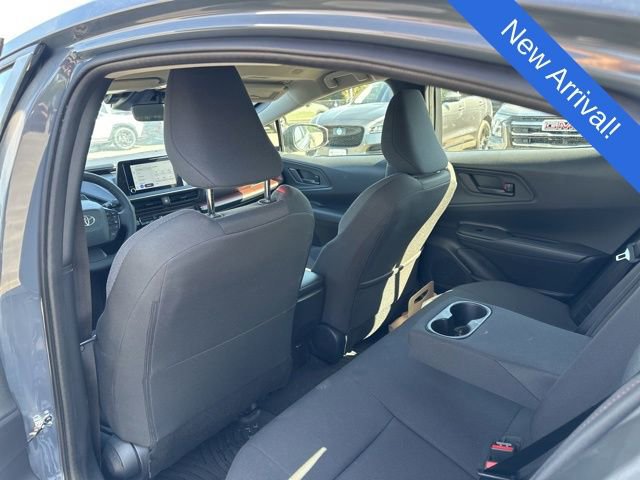 Used 2025 Toyota Prius Plug-In Hybrid FWD image 10