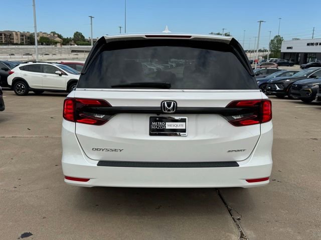 Used 2024 Honda Odyssey Sport image 5