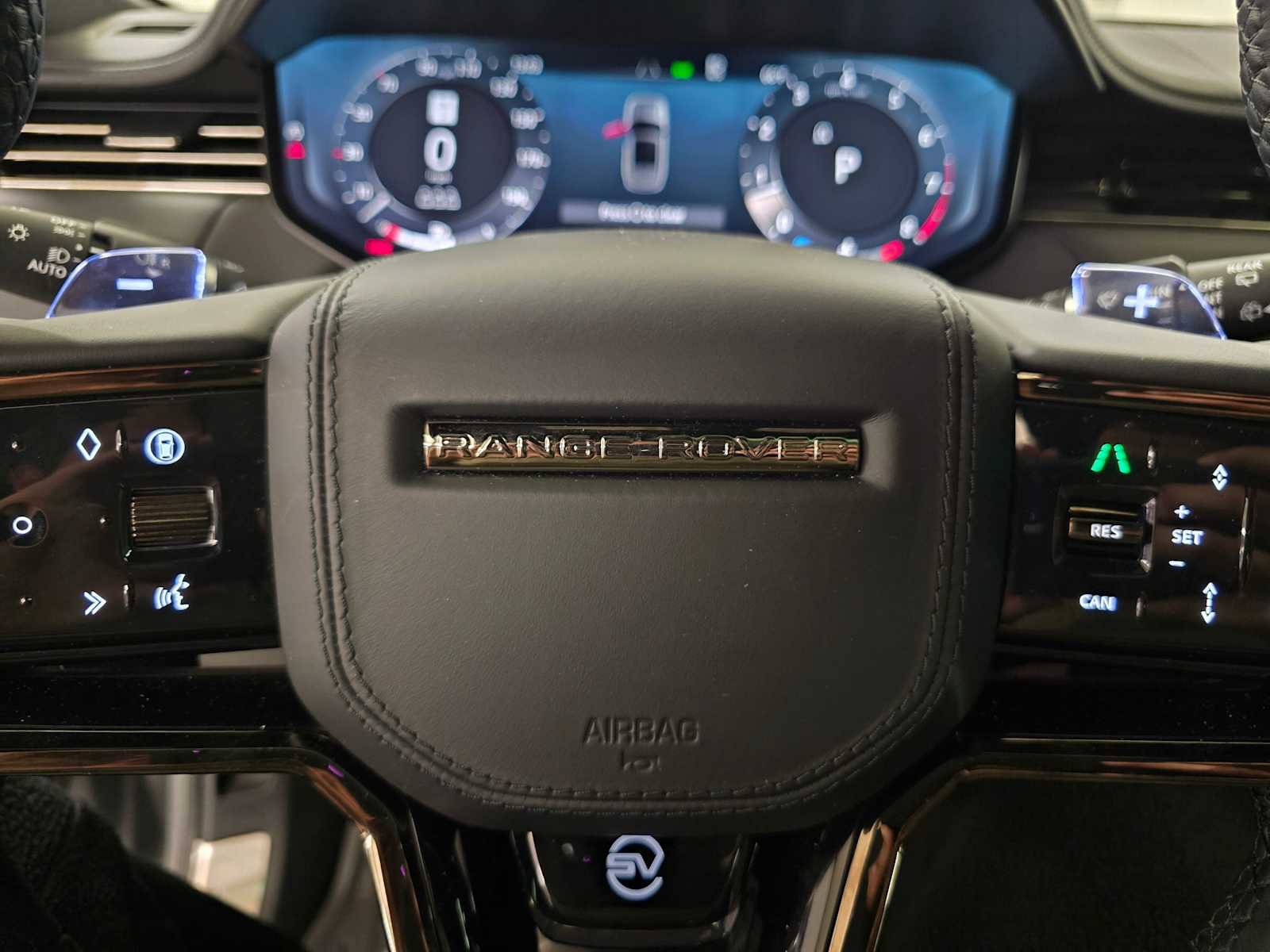 Used 2025 Land Rover Range Rover Sport SV Edition Two image 25