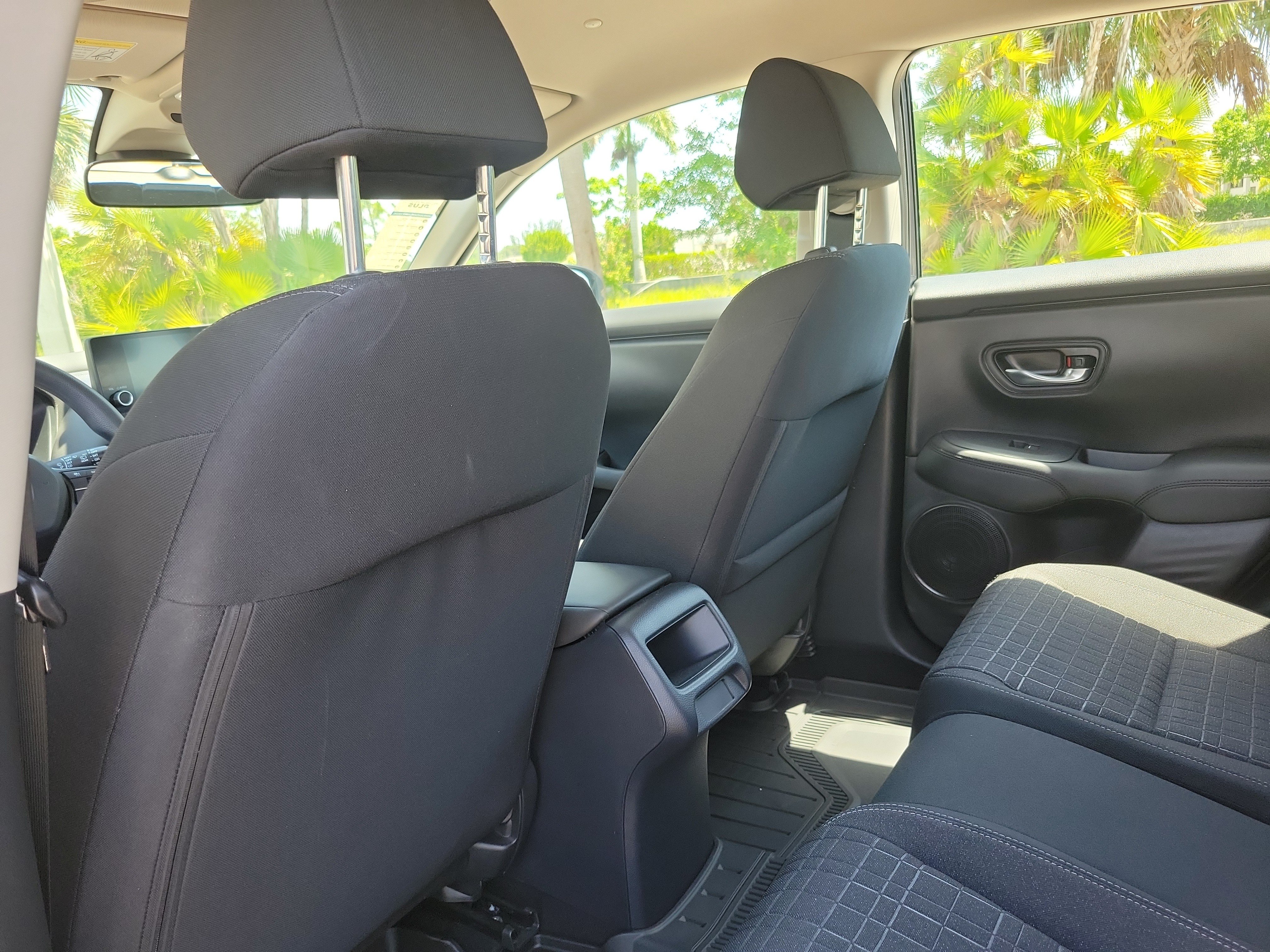 Used 2024 Honda HR-V LX image 14