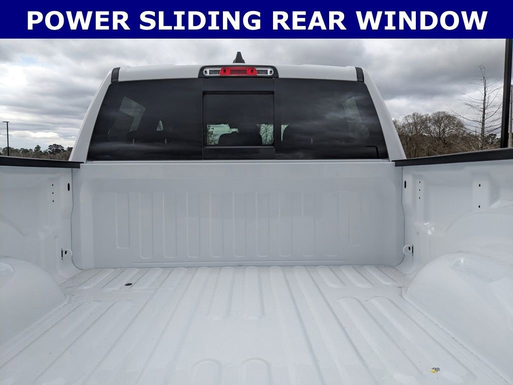 New 2026 RAM 1500 4x4 Crew Cab image 8