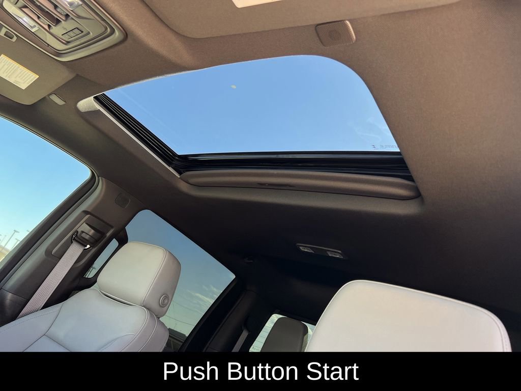 Used 2025 Chevrolet Silverado 2500 LTZ w/ LTZ Convenience Package image 26