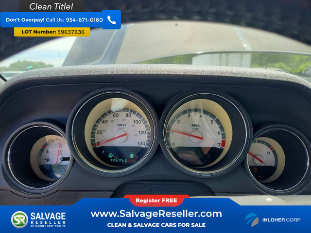 Used 2009 Dodge Challenger SE RWD image 12