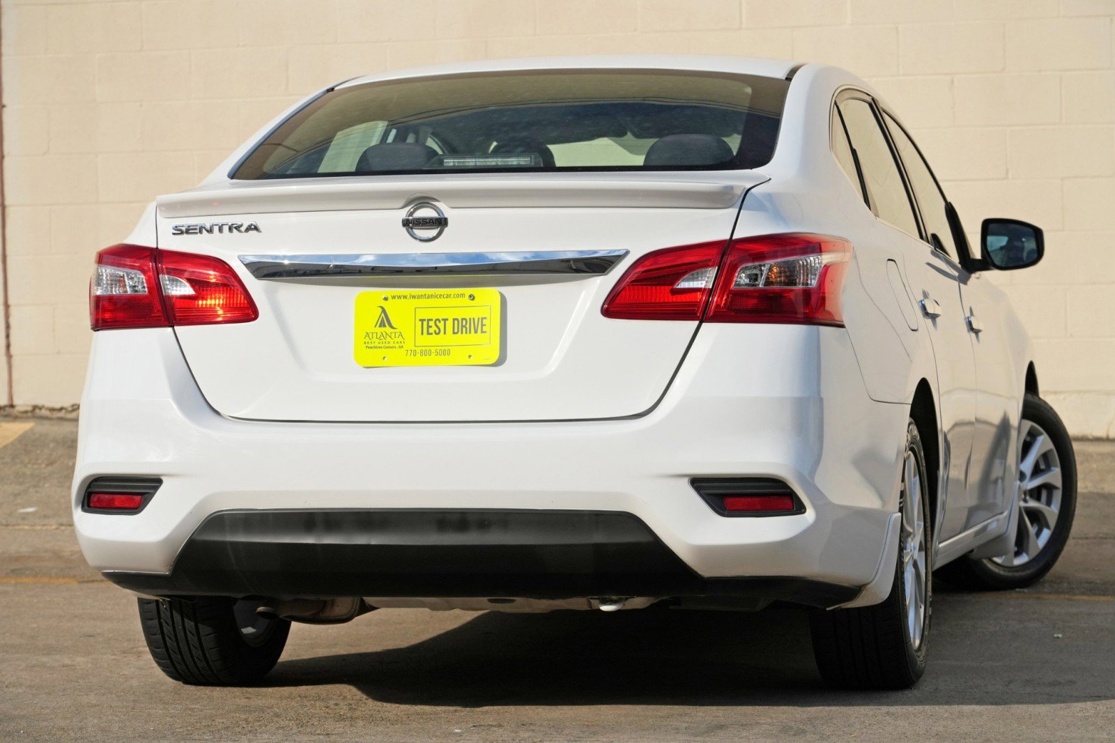 Used 2017 Nissan Sentra S w/ S Style Package FWD image 4
