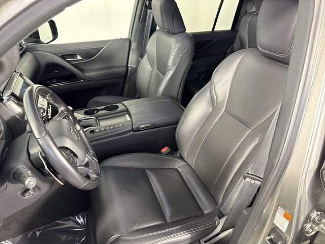 Used 2024 Lexus LX 600 4WD w/ Luxury Package image 21