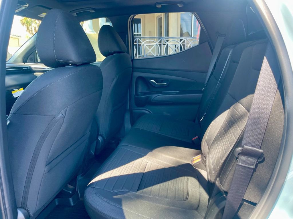 Used 2022 Hyundai Santa Cruz SEL Premium image 11